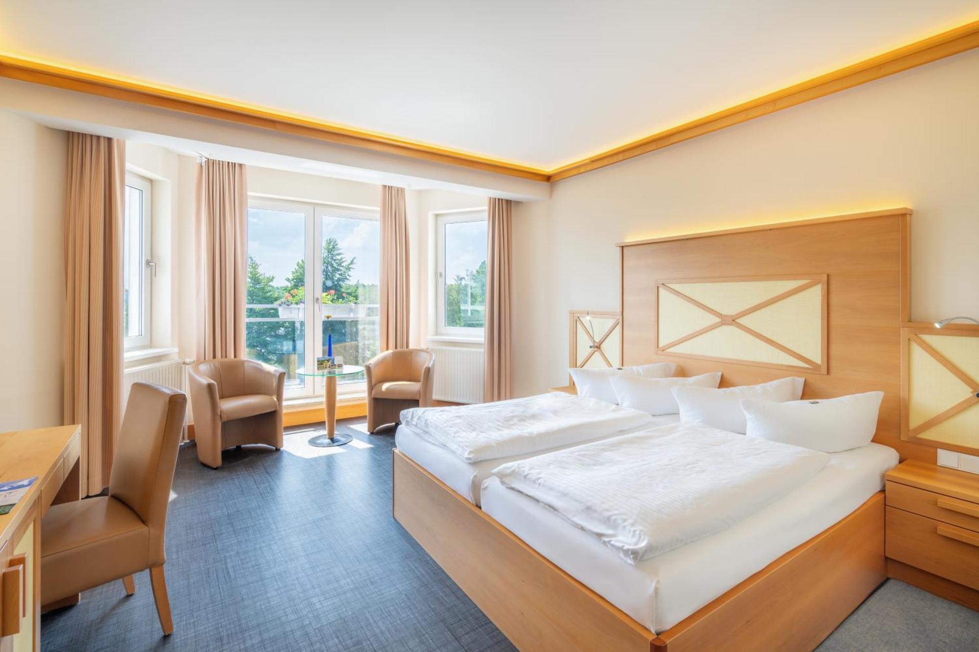 Strandhotel Seerose Kölpinsee Exteriör bild